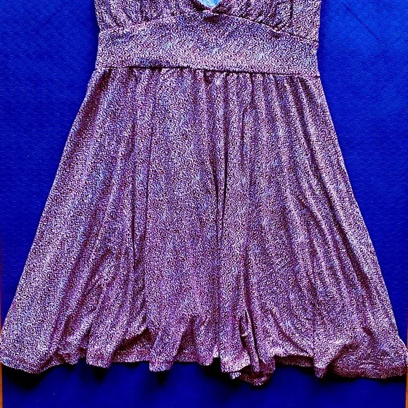 Red flower patterned sundress - Picture 2 of 2